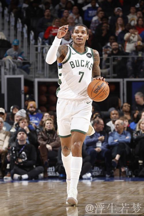 鲍威尔，小凯文波特，个个疯狂爆发崛起，管理层和泰伦卢难辞其咎